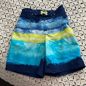 EUC xs boys 4/5 bathing suit bottoms. Smoke free home.
